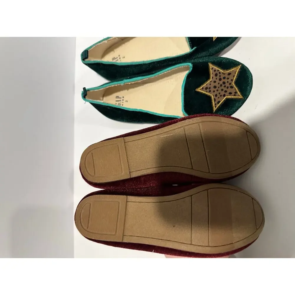 2 pairs of girls Gap Kids flats NWOT size 2